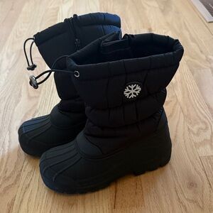 Kids Black Winter Snow Boots size 3